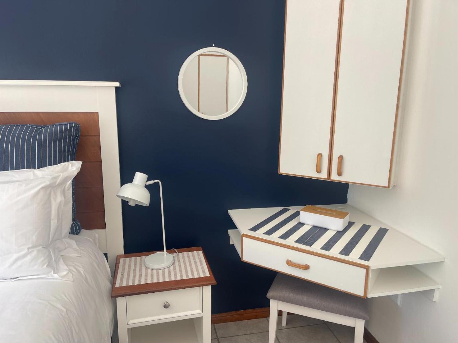 Footprints In Kleinmond Hotel Room photo