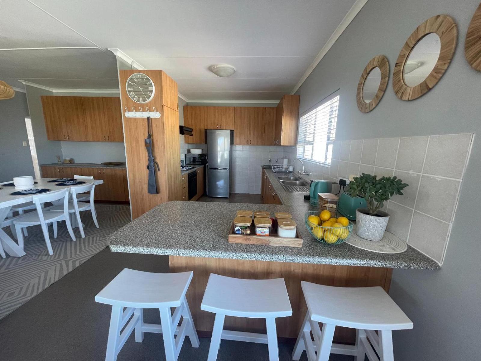 Footprints In Kleinmond Hotel Room photo